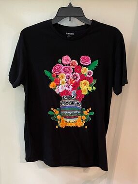 Old Navy x Project WE | Hispanic Heritage Month 2021 Limited Edition Floral Tee